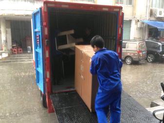 誠信服務，居民搬家好幫手 廂貨車、三輪車、面包車與專業人工打包搬運一體服務